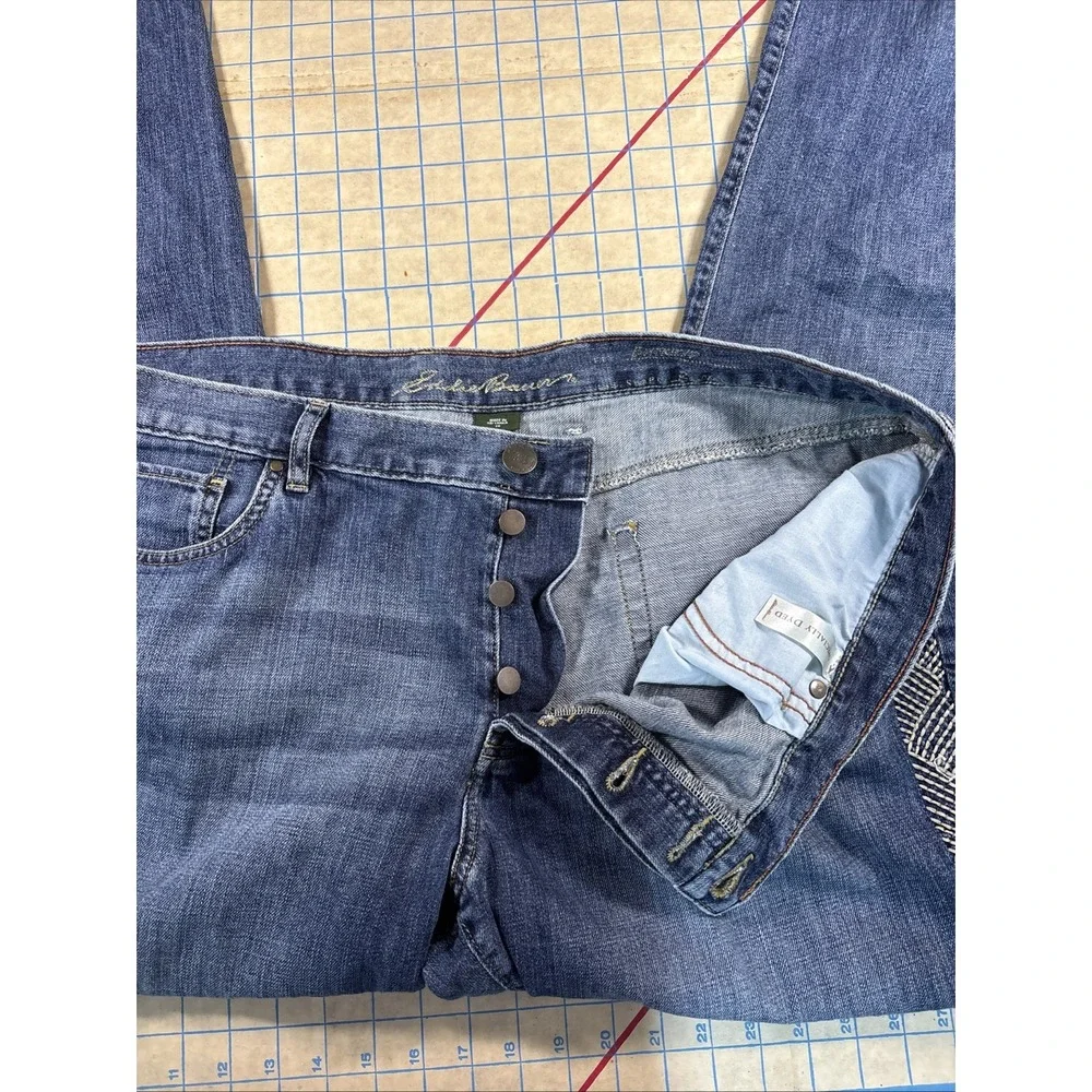 Eddie Bauer‎ Women's Embroidered "Boyfriend" Jeans Size 20 - Picture 5 of 15